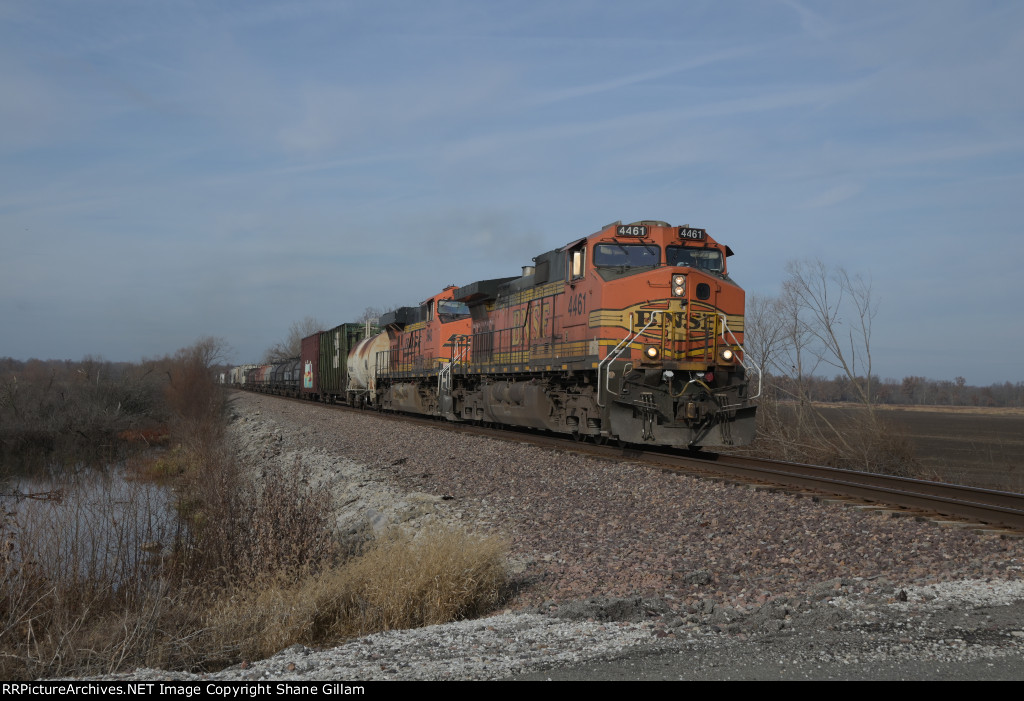 BNSF 4461